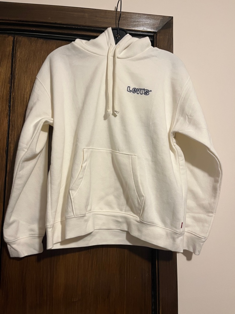 Levi's Off-White Pullover Hoodie with  Logo